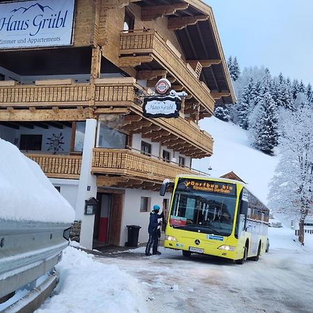 Haus Gruebl Aparthotel Wald im Pinzgau Exterior foto