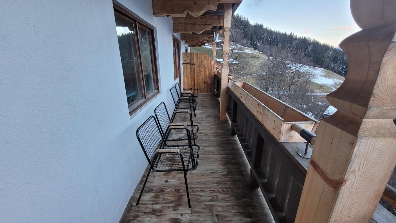 Haus Gruebl Aparthotel Wald im Pinzgau Exterior foto