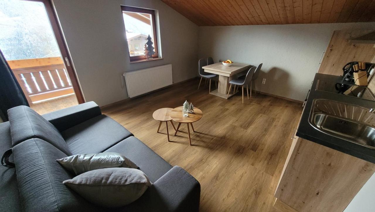 Haus Gruebl Aparthotel Wald im Pinzgau Exterior foto